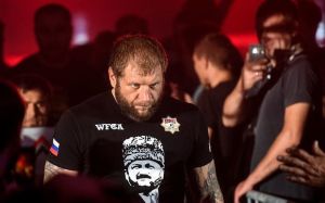 Александр Емельяненко не верит, что Кокляеву удастся победить его лаки-панчем