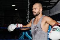 Артем Лобов подписал контракт с промоушеном кулачных боев Bare Knuckle FC