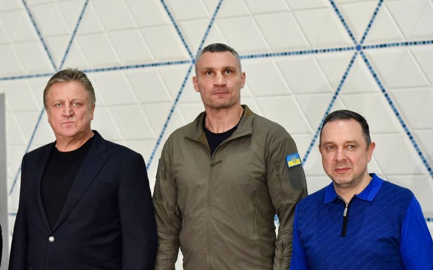 "IBA возглавляет человек, который сменил свою фамилию, чтобы быть ближе к Путину". Кличко высказался о Кремлеве