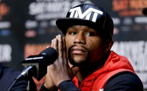 Мейвезер: "И Дэвис, и Санта Крус должны входить в десятку "pound-for-pound"