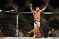 Зарплаты участников прошедшего турнира UFC 199