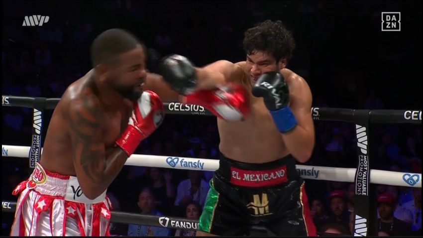 Гильберто Рамирес сохранил титулы WBA и WBO в бою с Юниэлем Дортикосом