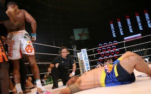 Марк Хант утверждает, что UFC загнали его в угол 