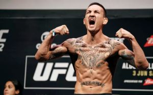 Диетолог UFC: "Максу Холлоуэйю предстоит экстремальная весогонка"