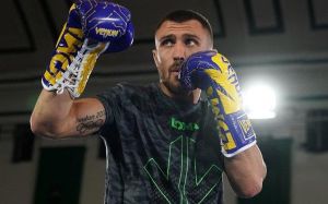 Василий Ломаченко назвал двух любимых боксеров своего детства