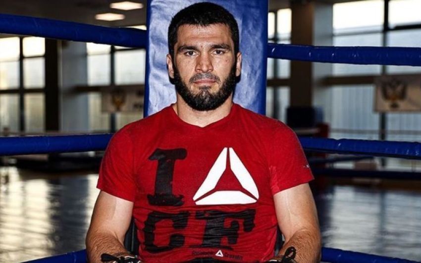 Артур Бетербиев - о потенциальном поединке с чемпионом UFC: "Пока что Дана Уайт не заинтересовался этим"