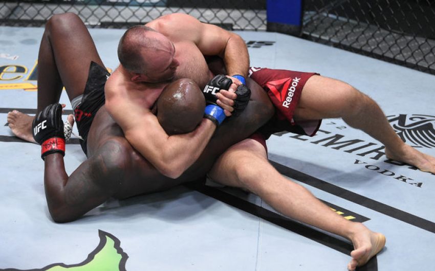 Андрей Орловский отреагировал на поражение Олейника от Льюиса на UFC on ESPN+ 32