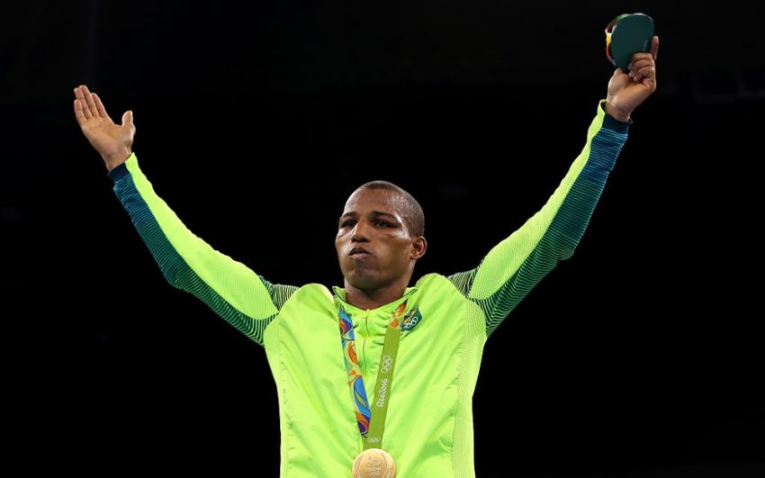Олимпийский чемпион Рио подписал контракт с организацией Top Rank