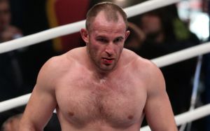 Алексей Олейник бросил вызов Фрэнсису Нганну