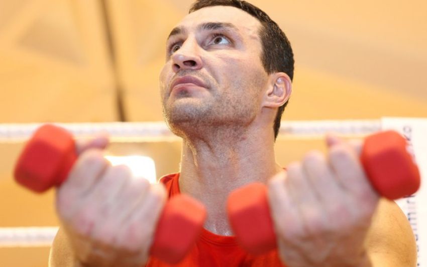 Владимир Кличко: "Фьюри не нравятся перчатки? Пословицу про плохого танцора помните?"