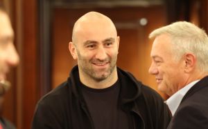 Мурат Гассиев прокомментировал получение полноценного титула WBA: "Моя главная задача - стать абсолютным чемпионом"