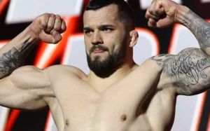 UFC подписал бывшего двойного чемпиона KSW Роберто Солдича