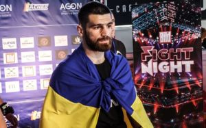 Карен Чухаджян досрочно победил венесуэльца Маркано на шоу в Мадриде