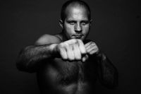 Воронов: готовиться к дебюту в Bellator Емельяненко будет в России 