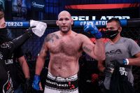 Видео боя Мэтт Митрион – Тимоти Джонсон Bellator 243