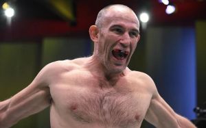 Алексей Олейник признался, что Дана Уайт сказал ему после поражения от Спивака