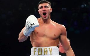 Томми Фьюри получил вызов от непобежденного чемпиона мира из Австралии