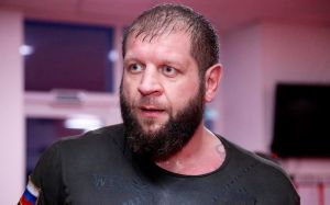 Александр Емельяненко объяснил, почему отказался от алкоголя