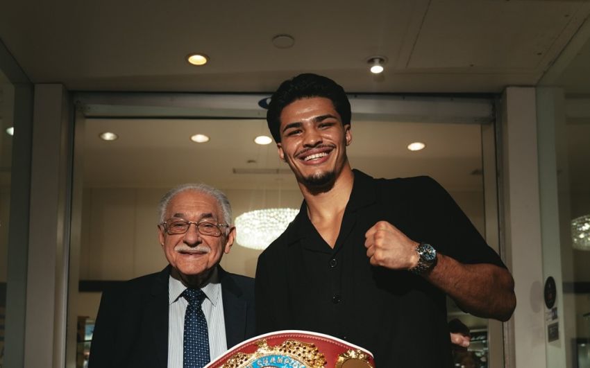 Зайас: "Верджил Ортис - не чемпион, а просто 27-летний проспект"