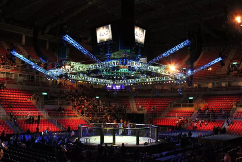 UFC проведет турнир в Филадельфии 30 марта