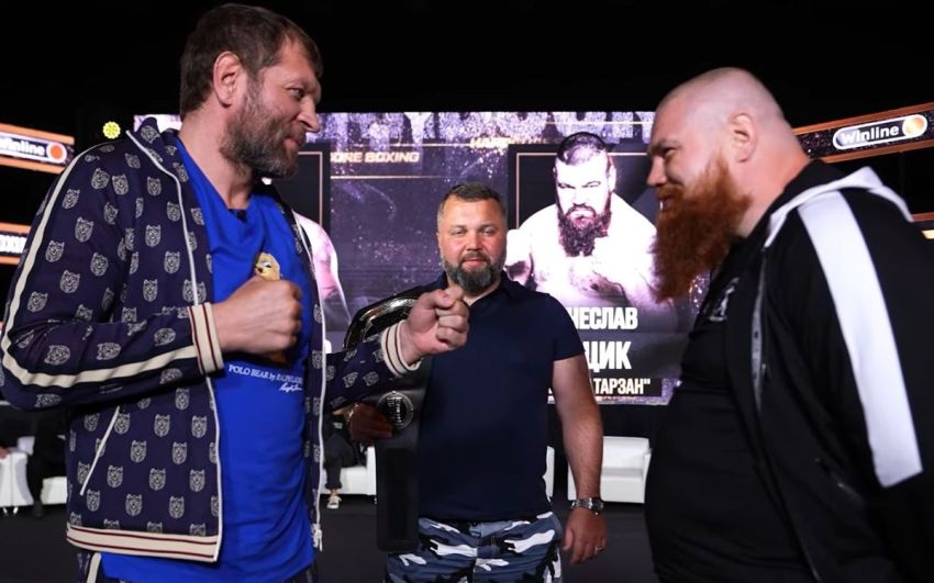 Александр Емельяненко: "Я готов вести 12-раундовый бой против Дацика на одной ноге"