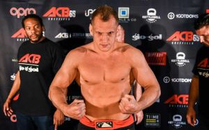 Рамазан Исмаилов: "Я уверен, что Василевский выиграет у Минеева"