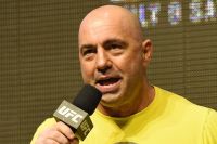 Дана Уайт обещает, что Джо Роган будет комментировать UFC 249