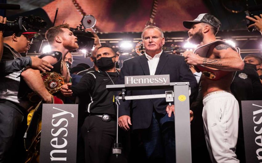 Видео боя Сауль Альварес – Калеб Плант