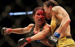 Аманда Нуньес отреагировала на решение UFC организовать трилогию с Джулианной Пеньей