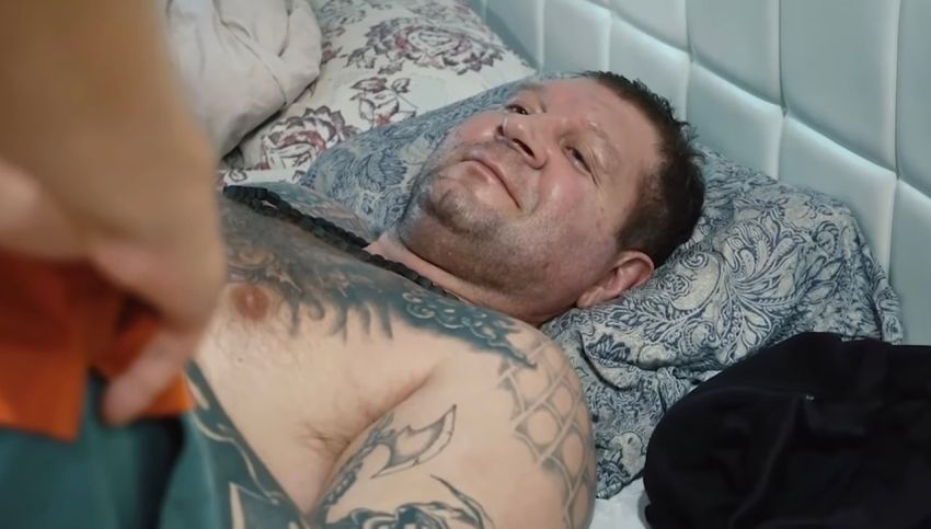 Александр Емельяненко снова попал в реабилитационный центр