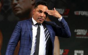 Де Ла Хойя хочет подписать ушедшего из Top Rank панчера