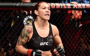 Крис Сайборг прокомментировала уход из UFC