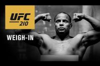 Официальное взвешивание перед UFC 210