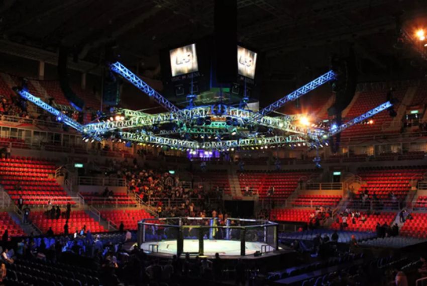 Турнир UFC 233 в Анахайме отменен из-за конкуренции с шоу Bellator 214