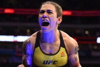 Джессика Андраде отобрала титул у Роуз Намаюнас на UFC 237 
