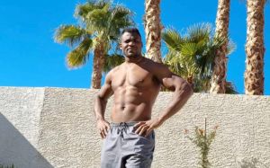 Фрэнсис Нганну рассказал, что его не устраивает в сотрудничестве с UFC