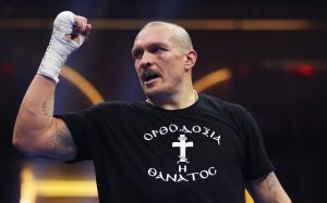 Александр Усик обратился к болельщикам после победы в реванше с Фьюри: видео