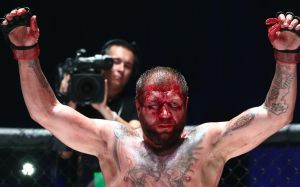 Александр Емельяненко рассказал, почему не подписал контракт с Bare Knuckle FC