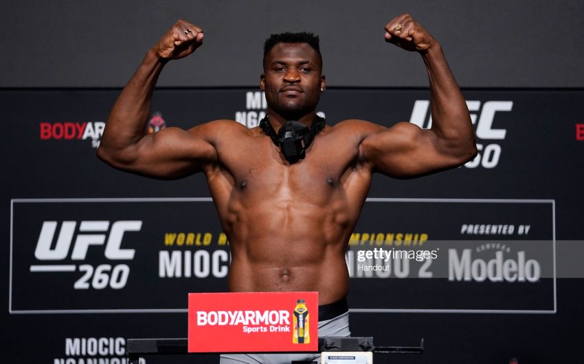Камил Гаджиев - об уходе Нганну из UFC: "Президент организации не хочет, чтобы из него веревки вили"