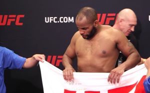 Энтони Джонсон обжалует взвешивание Дэниеля Кормье к UFC 210