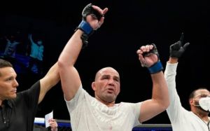 Гловер Тейшейра отклоняет любые предложения UFC на следующий бой: "Я буду драться только за титул"