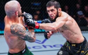 Рафаэль Физиев не впечатлен победой Махачева над Волкановски: "UFC нужно изменить некоторые правила"