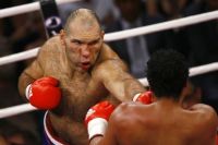 Николай Валуев высказался о критике его стиля бокса