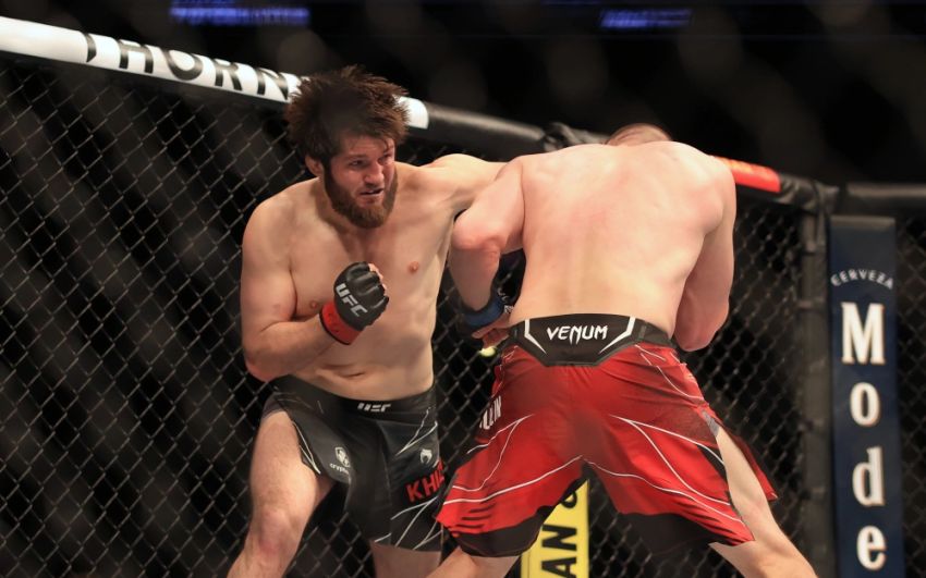 Видео боя Алиасхаб Хизриев – Денис Тюлюлин UFC on ESPN 33
