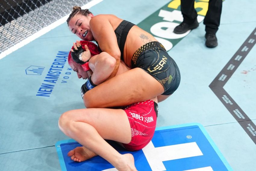 Маккензи Дерн защитила титул в бою против Джиллиан Робертсон на UFC 330