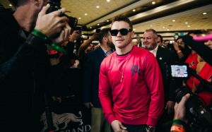 Тренер Каллума Смита: "Если Канело хочет драться, пусть сделает серьезное предложение"