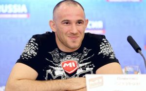 Алексей Олейник: "Бой Емельяненко - Мир сложился так, как я и предполагал"