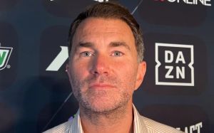 Эдди Хирн призвал отстранить бойцов Zuffa Boxing от титульных поединков