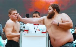 Вячеслав Василевский считает, что Александру Емельяненко следует подраться против Василия "Пельменя" Камоцкого