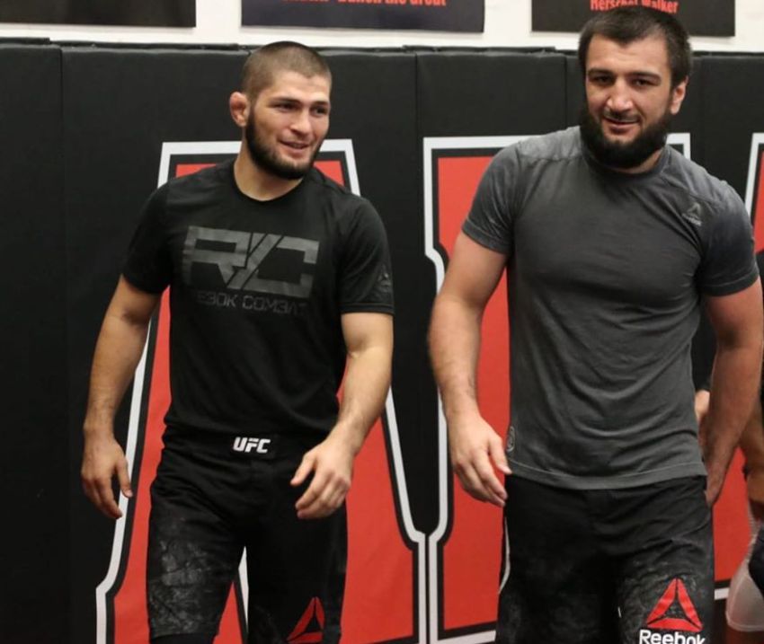 Хабиб Нурмагомедов призвал поддержать российских бойцов на UFC в Москве